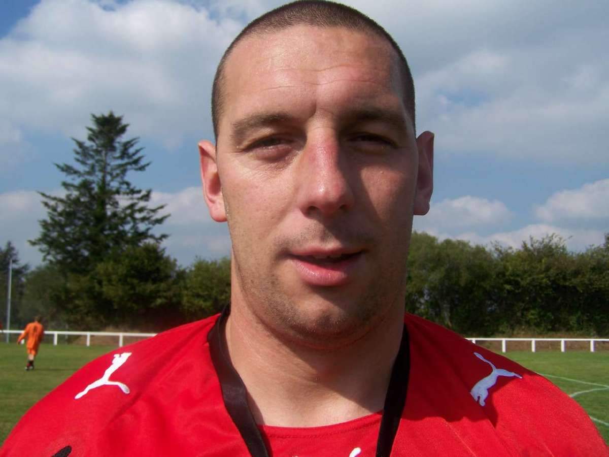 Joueur - Nicolas HUMEZ - club Football ASSOCIATION SPORTIVE DE FOLLIGNY - Footeo - nicolas-humez__mxkwlb