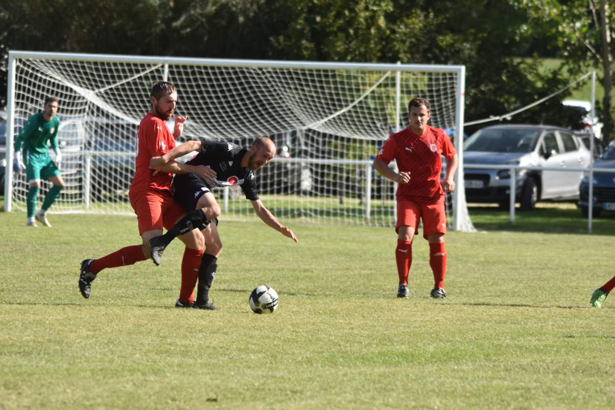 Album Chateau Larcher Ruffec Photo N Club Football Stade