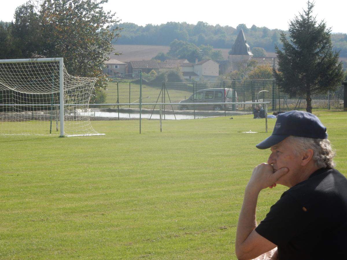 Album ACG FOOT (2) LA CHAPELLE VIVIERS Photo N°18 club Football