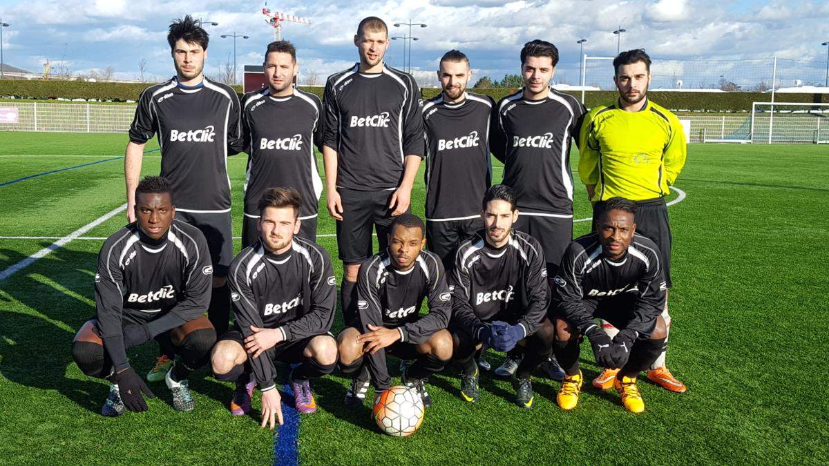 Actualité - LES SENIORS 1 CONTINUENT LEUR PRÉPARATION - Club Football ...