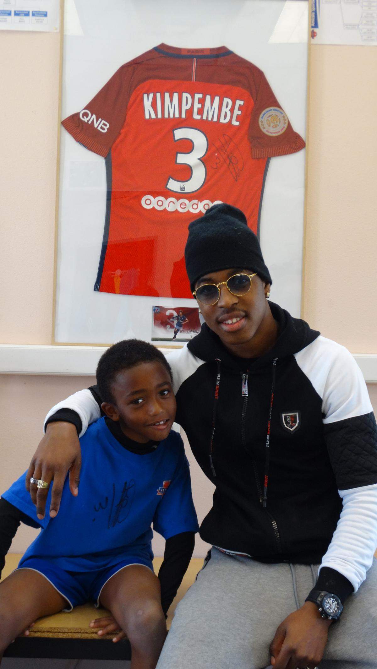 Album - Visite de Presnel Kimpembe à nos jeunes au... - club Football A ...