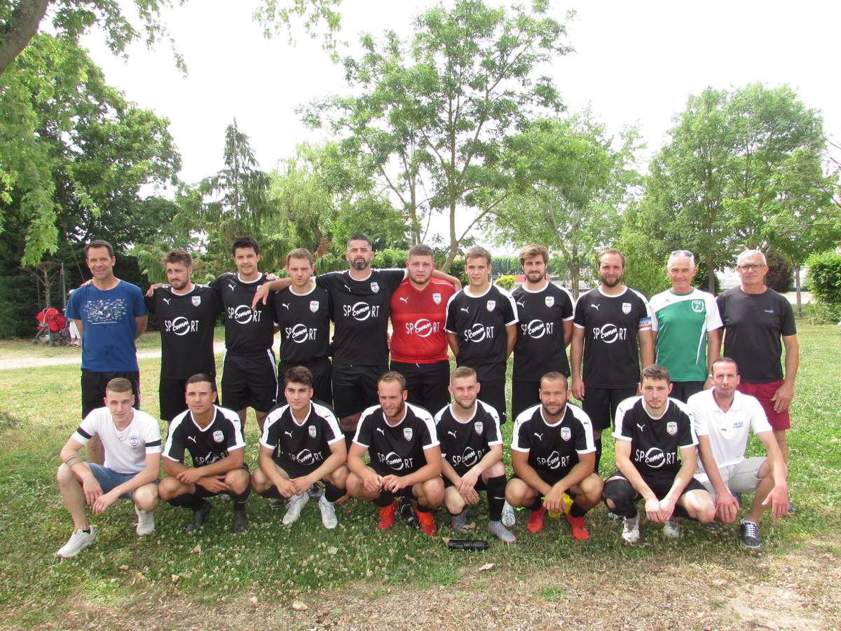 Actualité Bresse Foot 01 Léquipe Fanion Accède Au Club Football Bresse Foot 01 Footeo 4984