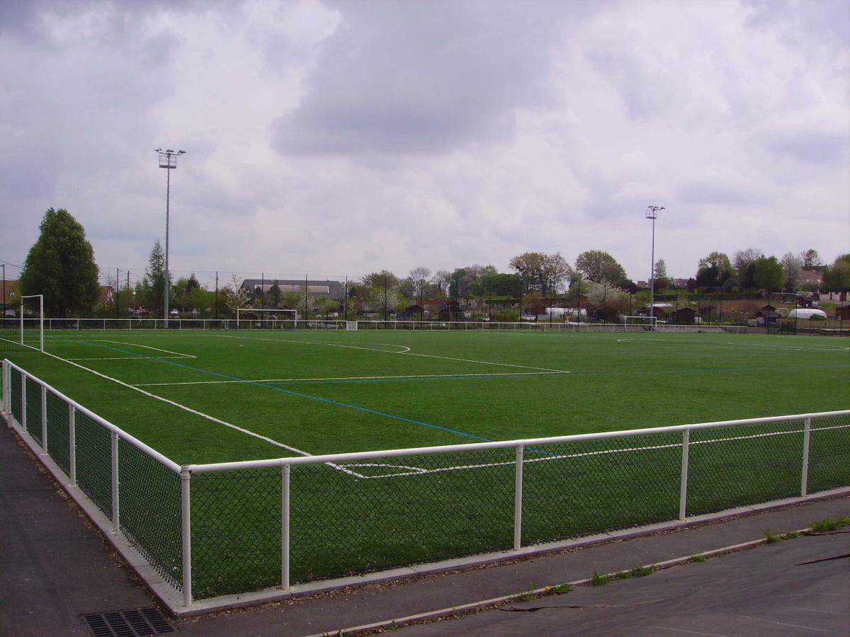 Terrain Stade Duronsoy - club Football ES MARLY LA VILLE - Footeo