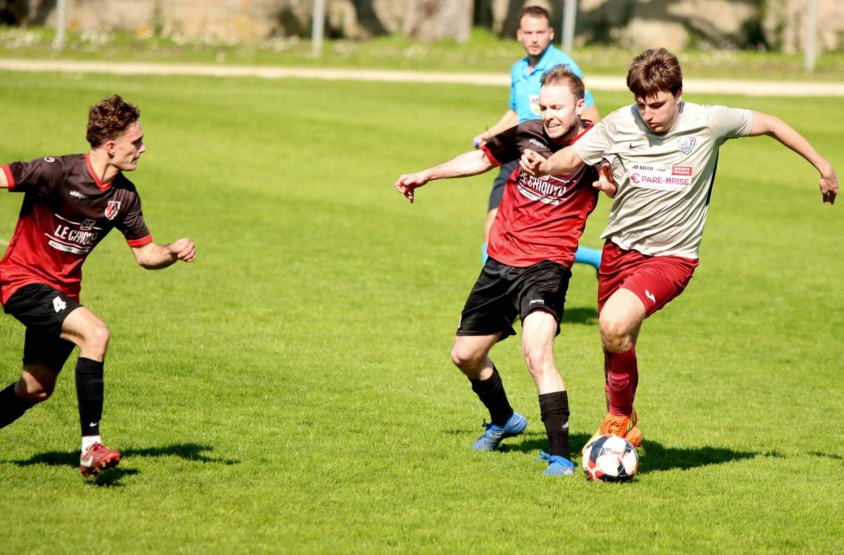 Album - Seniors UFT (1 - 3) NEUVY SAUTOUR Coupe De L'... - Club ...